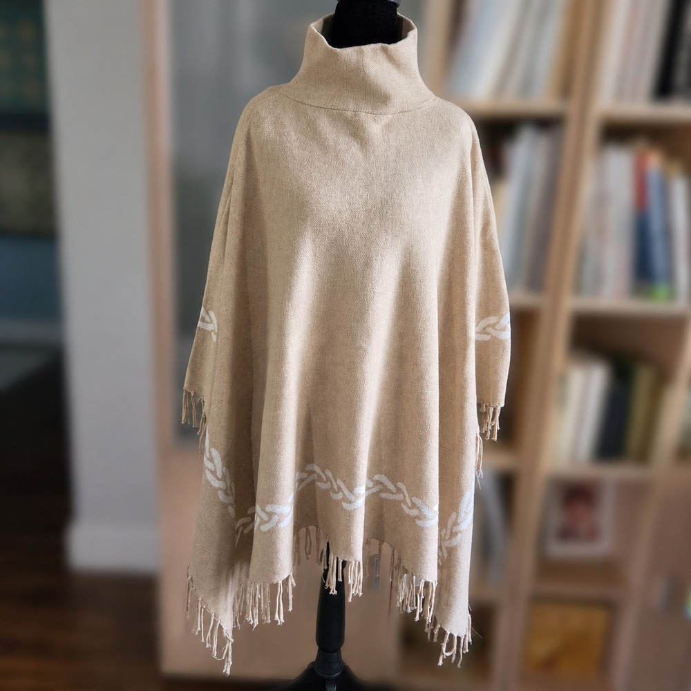 J.McLaughlin Tan Beige Mock Neck Fringe Poncho Chain Link Border One Size